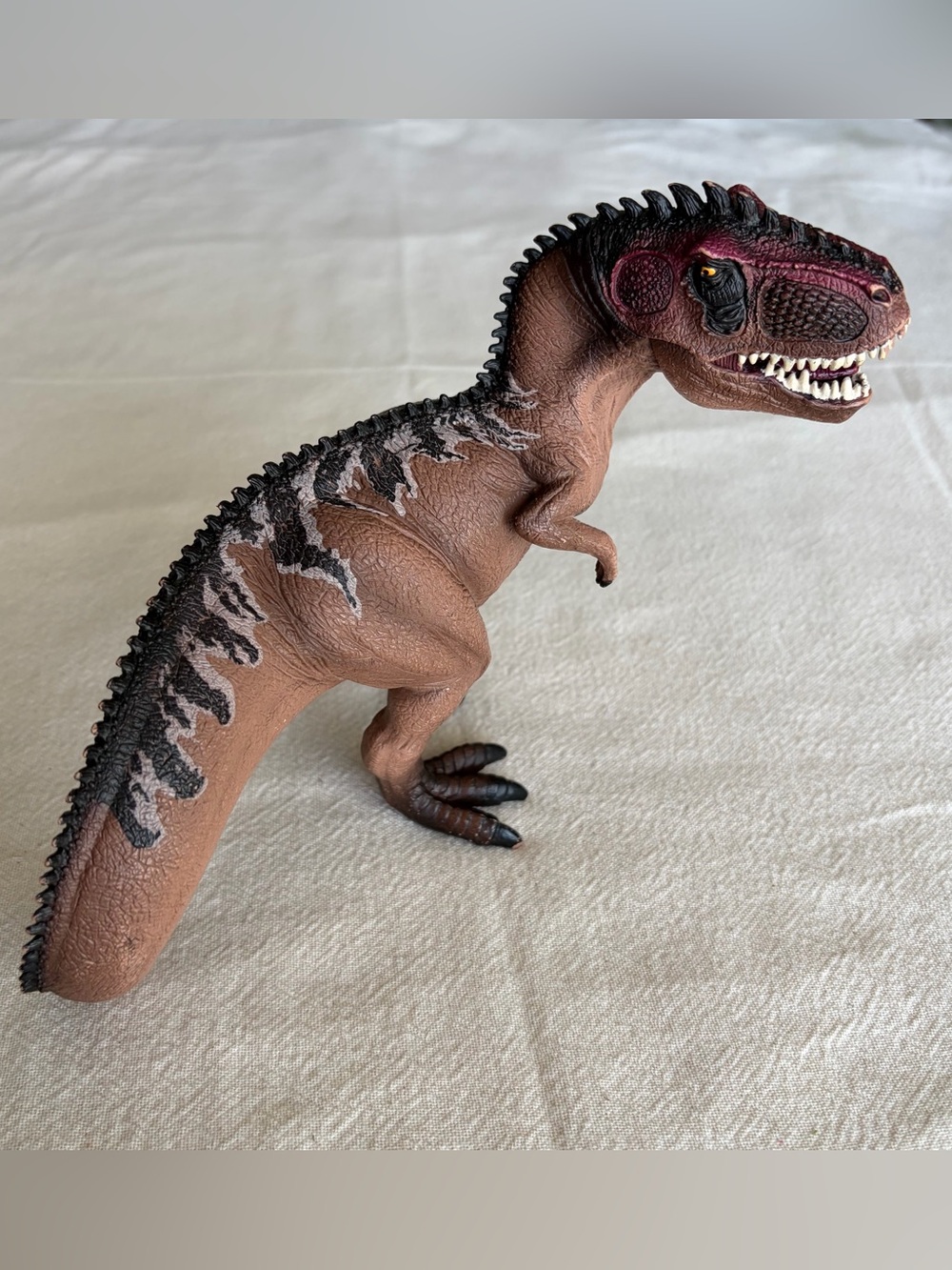 Schleich Giganotosaurus Dinosaur Figure Toy